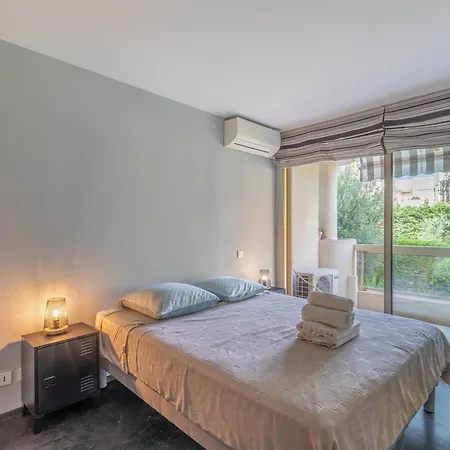 Apartman Tanit Piscine, 6 Couchages, Parking Antibes